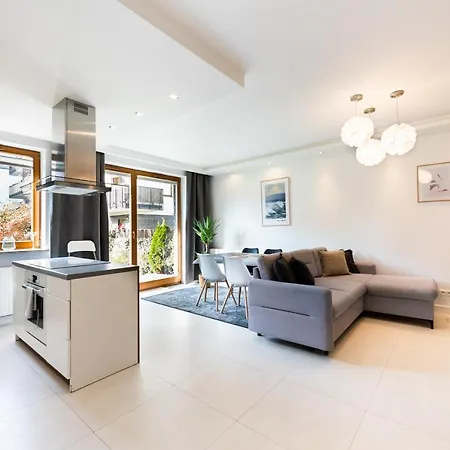 Bluszczanska Modern Urban *