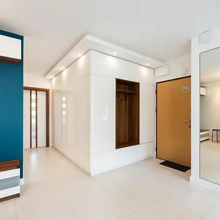 Bluszczanska Modern Urban 公寓 *