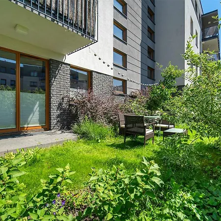 Bluszczanska Modern Urban